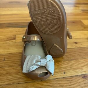 Mini Melissa Kids' Gold Shoes with Bow